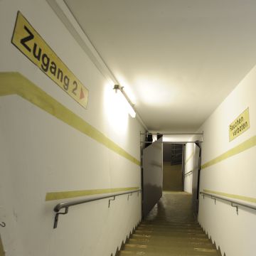 Tickets für Tour 2: Tiefbunker ... 2026-06-28 14:30 am 28.06.2026 - Karten kaufen